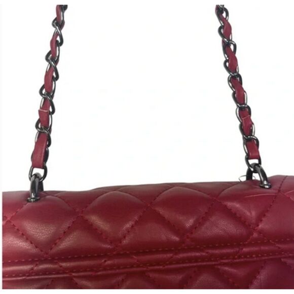 Badgley Mischka Designer Quilted Leather Red Silver Crossbody Purse - Picture 2 of 5